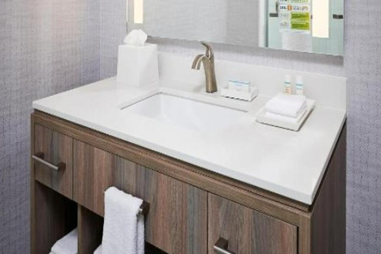 Home2 Suites By Hilton Brantford Exteriör bild